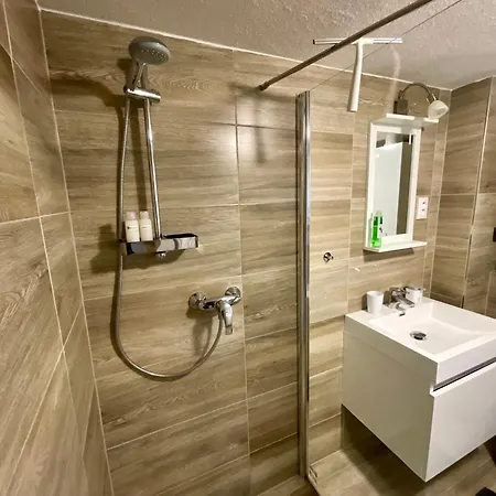 Vidiecky Domcek * Pohronska Polhora